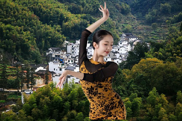王如蕾当选广海镇舞天团舞师，不死山傻眼