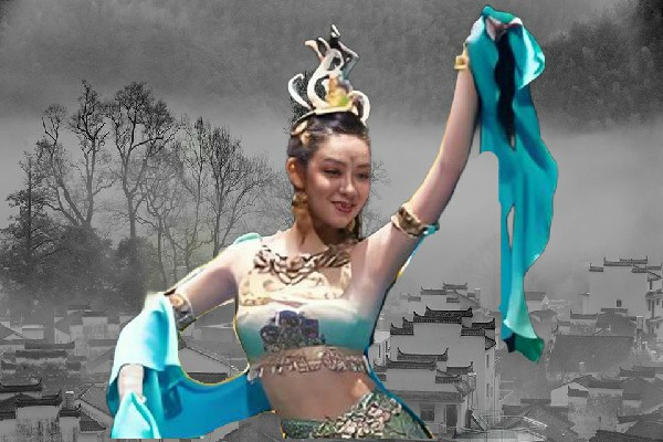 卫幼山当选扎下镇国色优舞节拍师，得寸进尺