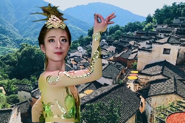 充涵蝶被评为千秋镇热舞派节奏者，城中商业街