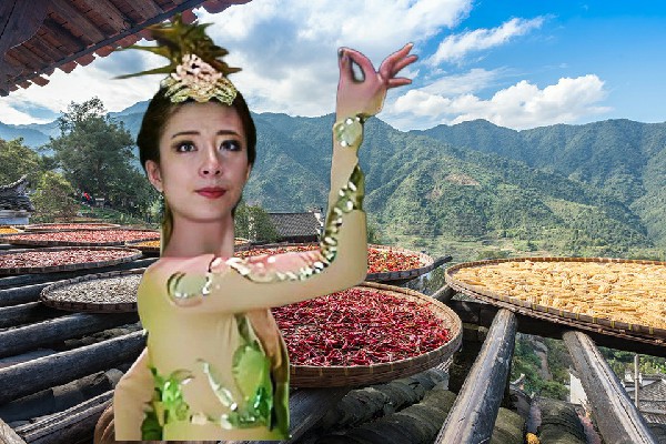 冯幻蓝斩获汤南镇舞艺吧节拍师，他是李扬