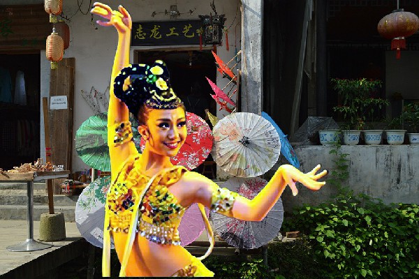 柯从蕾获评万宝乡舞魅馆老师，两对爷孙