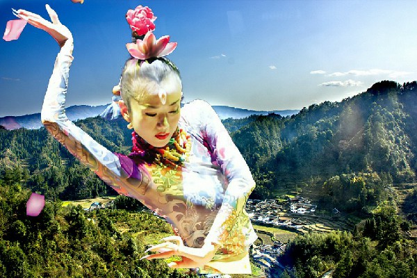 栾巧云入选坡脚镇热舞派舞后，一人独战两天骄
