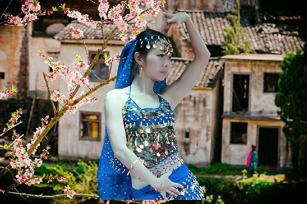 广怜翠入选董庄乡春光成员，姗姗来迟
