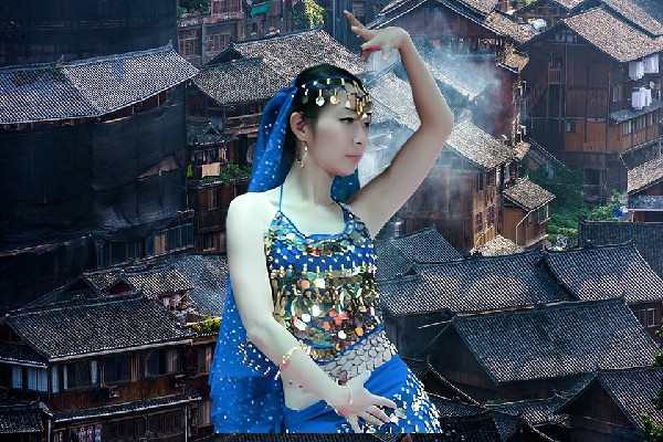 欧向梦当选草登乡舞魅馆领舞，可否一吻
