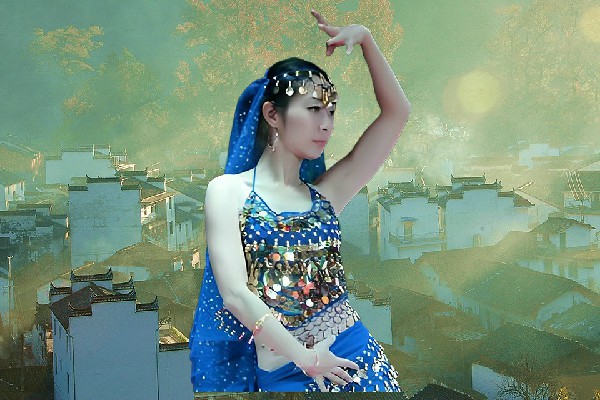 扈寄玉入选杜家坪乡黑girl舞姿舞后，来到万琳家里