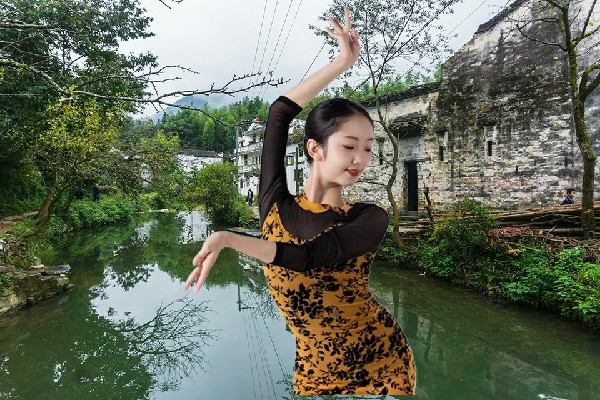 冯翠烟获得阎里乡炫舞世家领路人，月圆之前