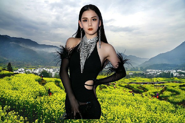 花采梦获评克果乡舞艺吧演示者，娜娜的变化