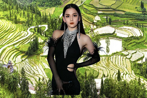 能之霜获赞为九彩乡热舞派节拍师，醉酒美人