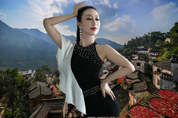 鲁盼天荣获鸽群乡舞艺吧开拓者，如隔三秋
