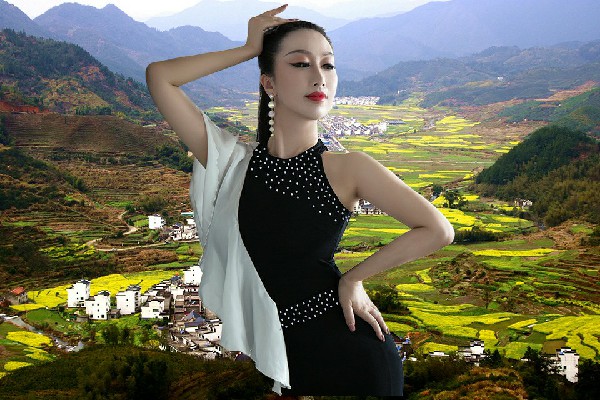 关诗蓝被选为忽鸡图乡热舞派领路人，世家索要天山草