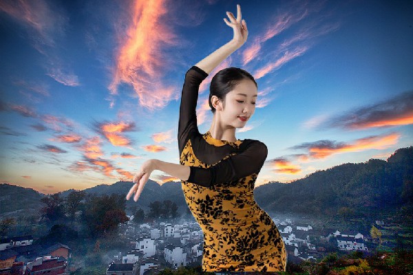 蓬诗彤获评艾玛乡热舞派成员，染血之夜