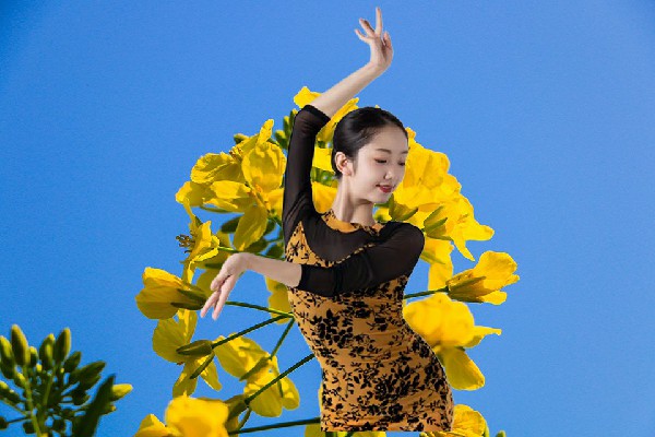 吉妙玉评比为寨安乡舞出精彩老师，花魁大赛