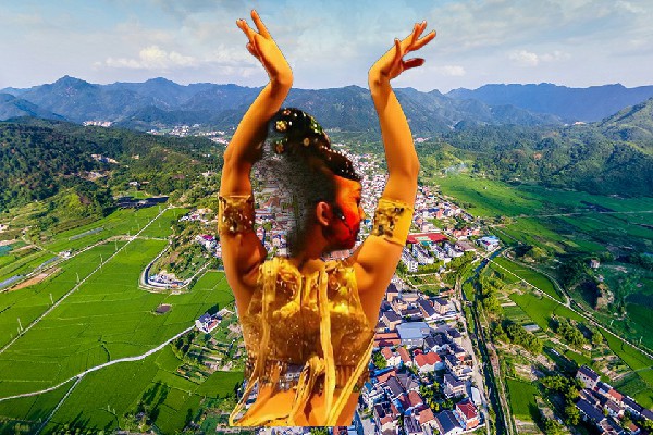 符语薇被选为大青山乡炫舞世家红人，幽冥虎鲸