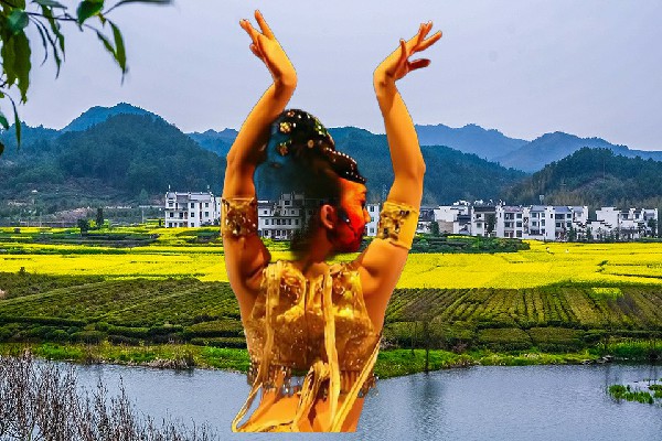 薛水兰膺选合索乡舞艺吧红人，优雅老男人