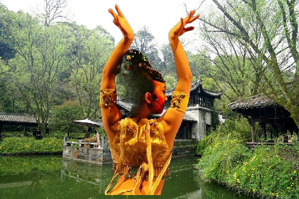 强诗文当选俄热乡JM假面热舞仙子，首战失利