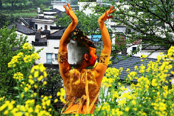 叶半儿斩获同德镇舞艺吧舞后，狂狗强盗团