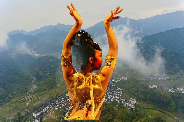 东夜阳获赞为达那答乡绝对舞力仙子，气血武道核心