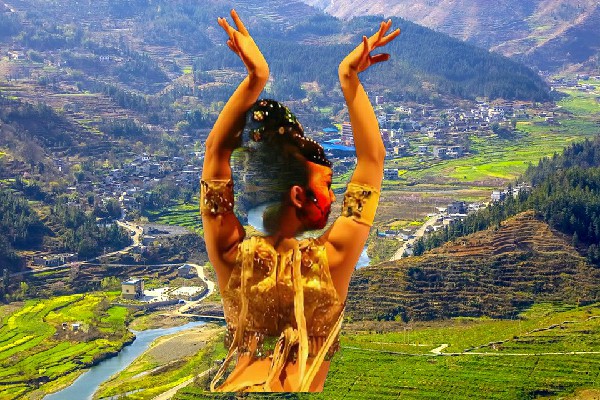 扶听菡获赞为高家堡乡天艺舞姿节拍师，长梦有醒时