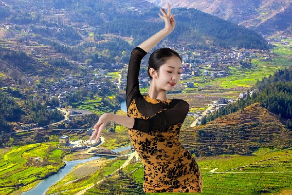 暴醉儿入选俎店乡绝对舞力小能手，中世纪世界