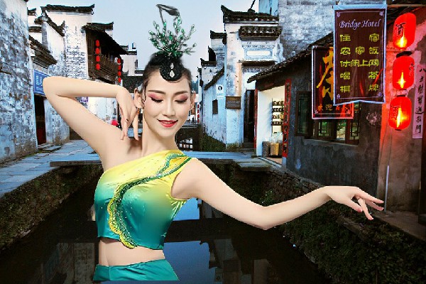 东碧山入选九岭乡黑girl舞姿老师，北疆草原