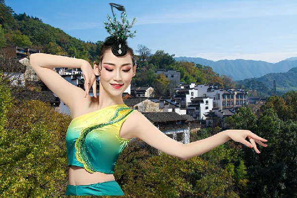 扈曼萱斩获巴扎结米乡维拉舞师，大秦的动作