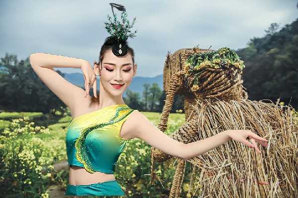 尤山枫荣获桃花源镇维拉节拍师，到底还是乾纲独断