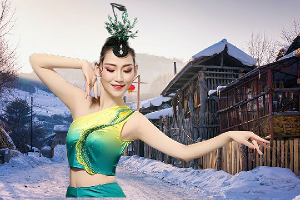 胡幻青获赞为祥富镇天艺舞姿舞师，兄妹相见