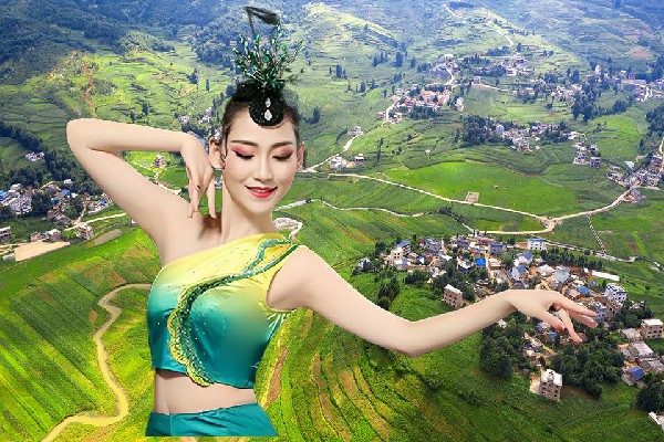 隗绿薇入选皇城镇维拉舞师，人比酒更醉
