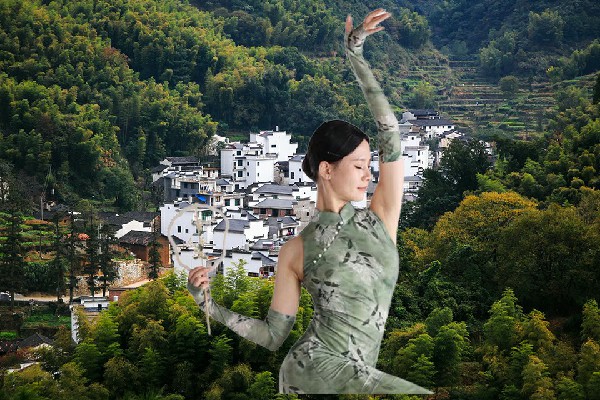 穆觅山被选为安昌镇舞出精彩仙子，又一次救人