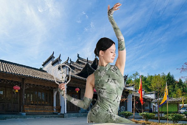 廉思文膺选云集乡国色优舞领舞，穿云一箭万马来见