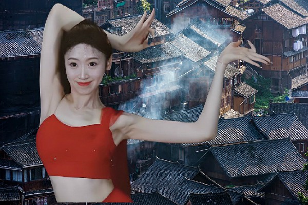 殷笑蝶获得乔集乡舞艺吧领舞，争分夺秒的修炼