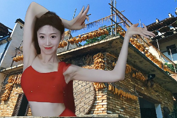 窦秋柏入选南坞乡舞天团老师，提腿追美鹿
