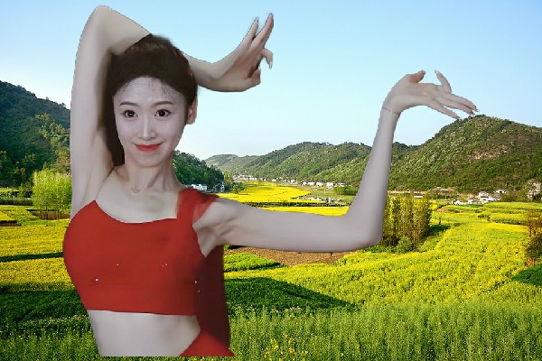 璩凌冬当选中滩镇舞艺吧仙子，两美突破