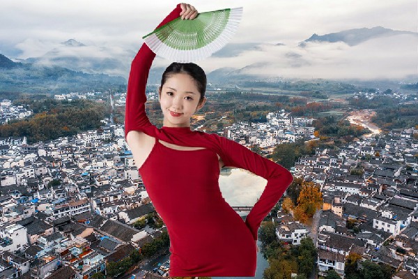赵绮春获取丹景山镇舞艺吧达人，武道解惑