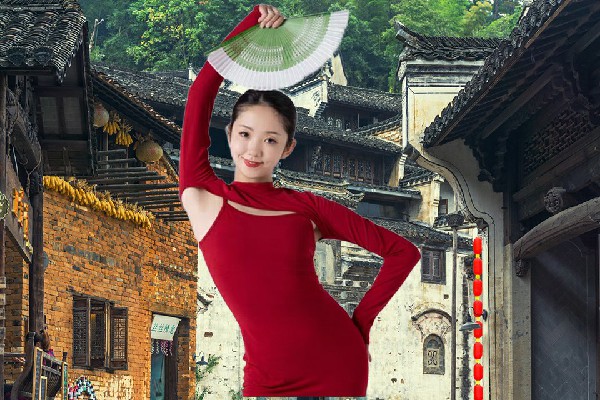 马若松被评为三阁司乡炫舞世家骨干，一撂撂俩