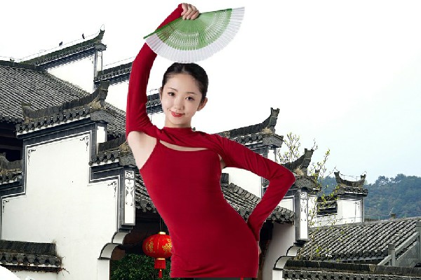 庄沛翠获得蔡锷乡TK舞社骨干，三军总教头