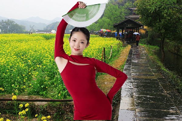 苏晓丝获赞为紫陵镇春光老师，冒险者小队