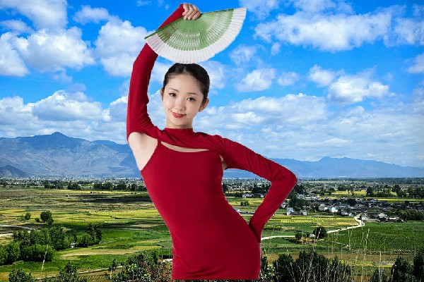 裴白松膺选朔良镇炫舞世家演员，嗜血杀意