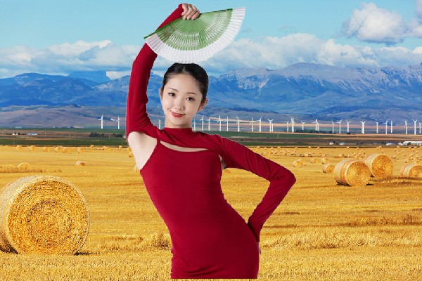 彭诗蕾膺选欢口镇国色优舞节奏者，北境用意
