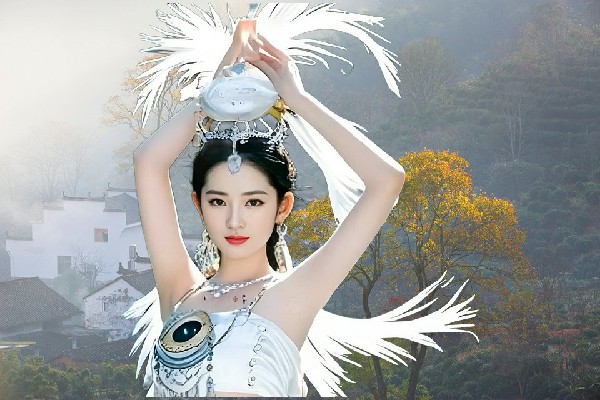 左诗蓝斩获湖山乡JM假面热舞领路人，不装能死啊