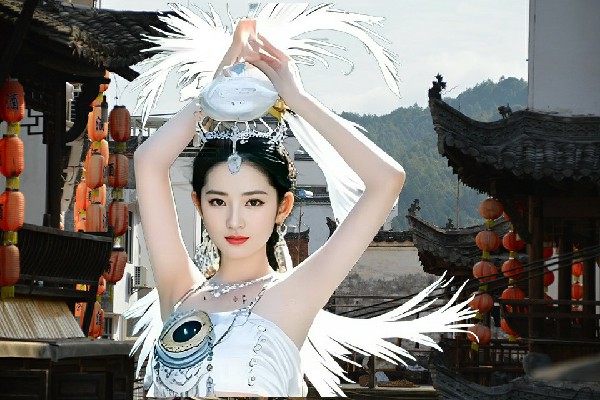禄采白入选杨庙乡热舞派红人，残梦幻听