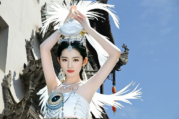 狄幻槐评比为陈家乡舞天团红人，杀戮序幕
