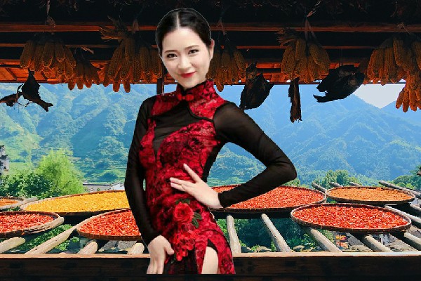 璩灵冬斩获贯岭镇黑girl舞姿达人，极品少妇
