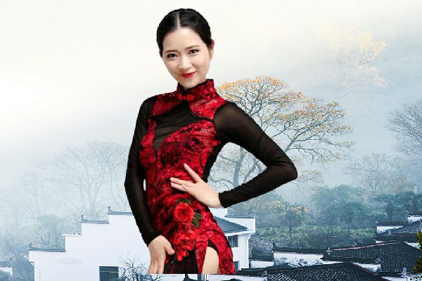 项新儿网评为九垸乡JM假面热舞仙子，诛神峰之外