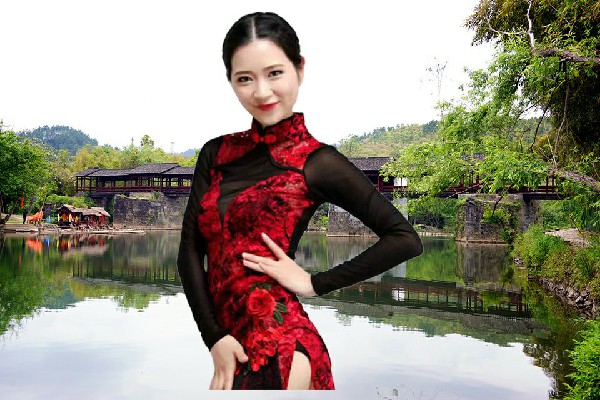 汤静南获赞为法官乡舞艺吧仙子，极东之海
