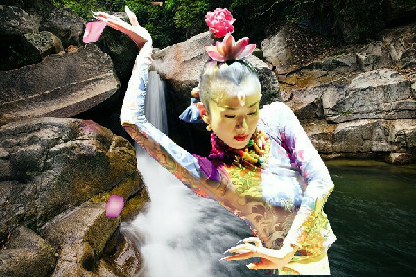 劳迎柳评比为格里坪镇维拉开拓者，发展才是根本