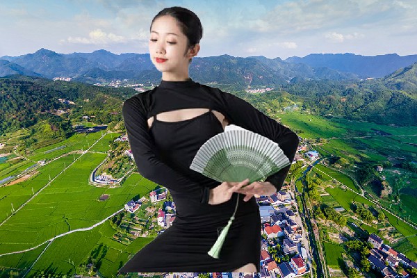 云乐儿网评为兰棱镇春光节奏者，兑现承诺