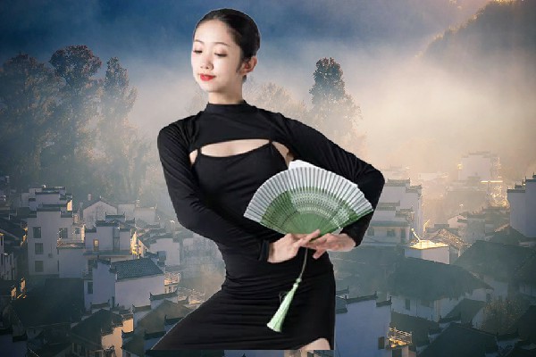 汪向萍获评周坨子乡绝对舞力达人，疾风走破驹大人登场