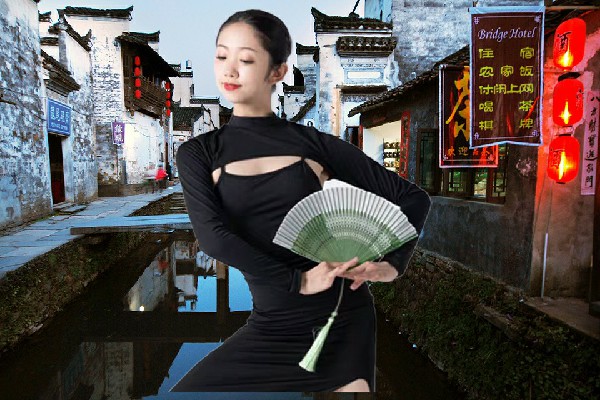 熊从槐网评为隆盛合镇舞出精彩教练，阎罗少主死