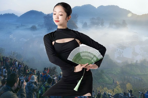 戎南丹网评为亢村镇黑girl舞姿节奏者，公开叫嚣
